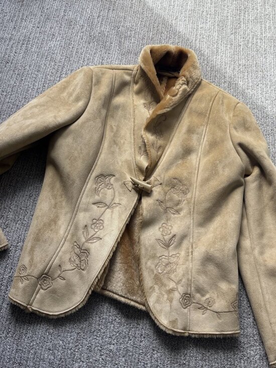 Essentials by Milano Jackets & Blazers - Gorgeous Faux Suede and Fur Western Style Jacket Size L Vintage